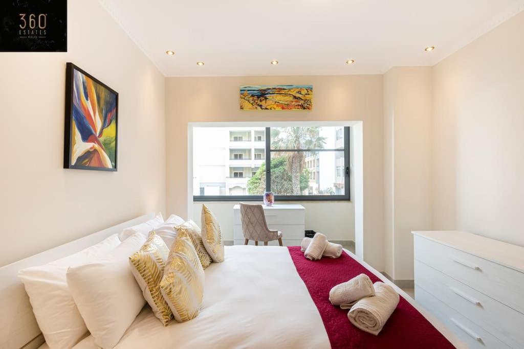 One Of A Kind, Seafront Property In St Georges Bay By 360 Estates Saint Julian's Exteriér fotografie